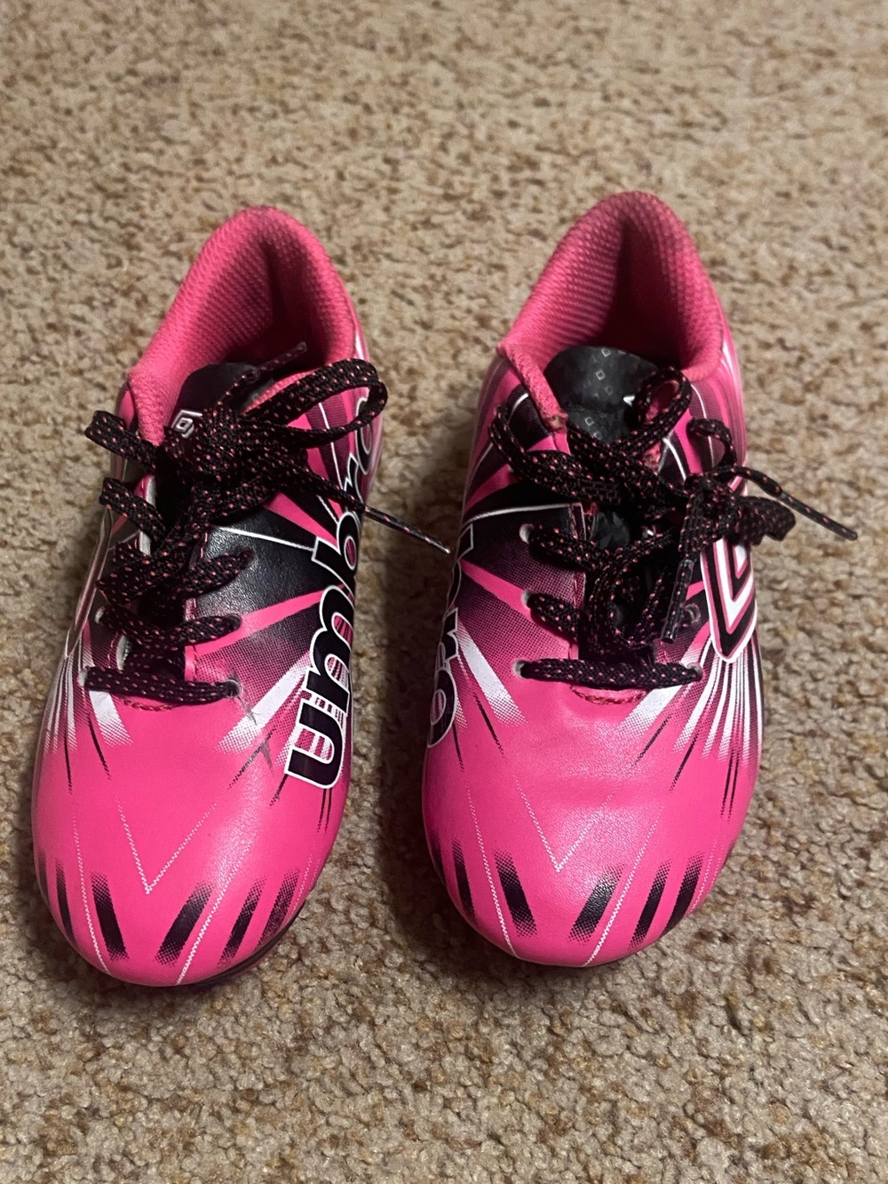 Girls umbro soccer cleats